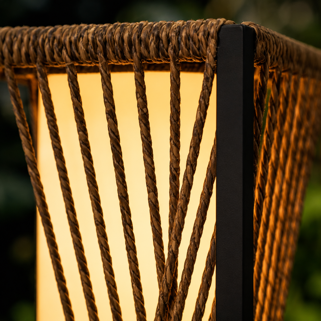 Solara Floor Lamp