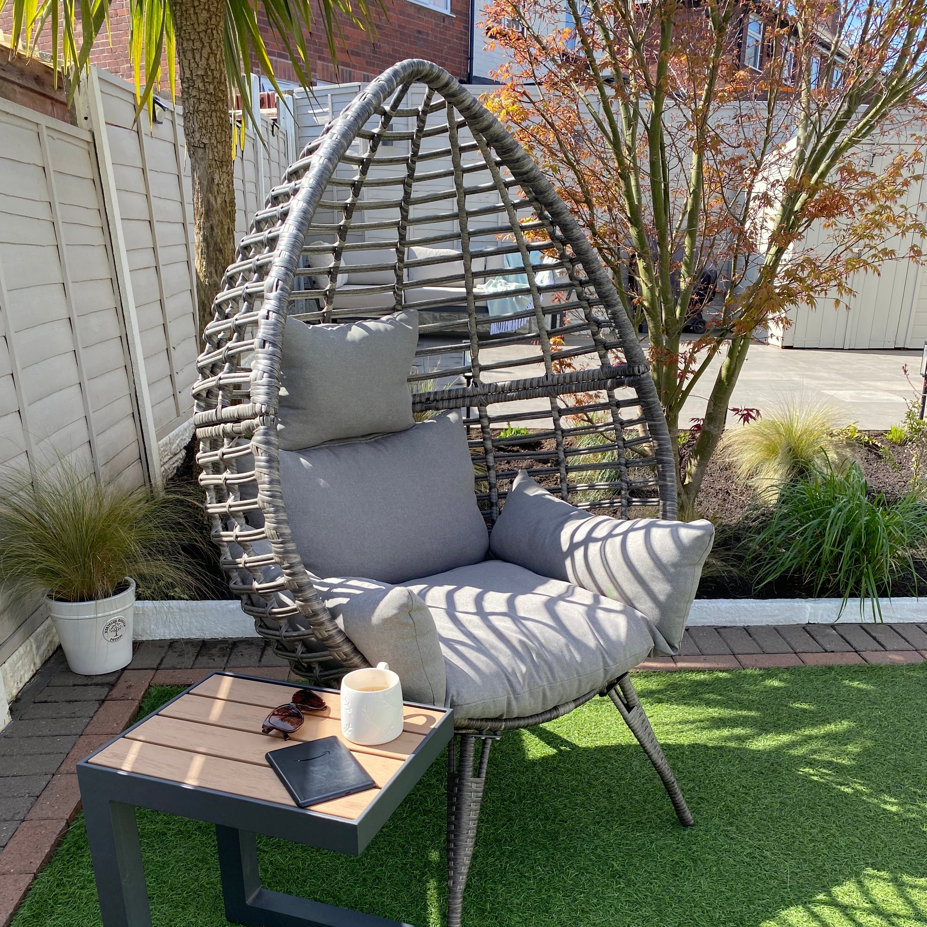 Outdoorhavens Solace Egg Chair